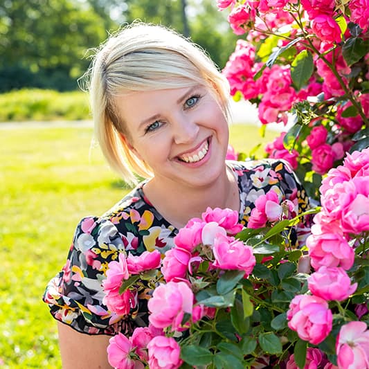 Urška verbuč_kundalini aktivacija_kanaliziranje_medij za sporočila_kanalizirane karte_angelska usmeritev_regresoterapija_hipnoterapija g (1)